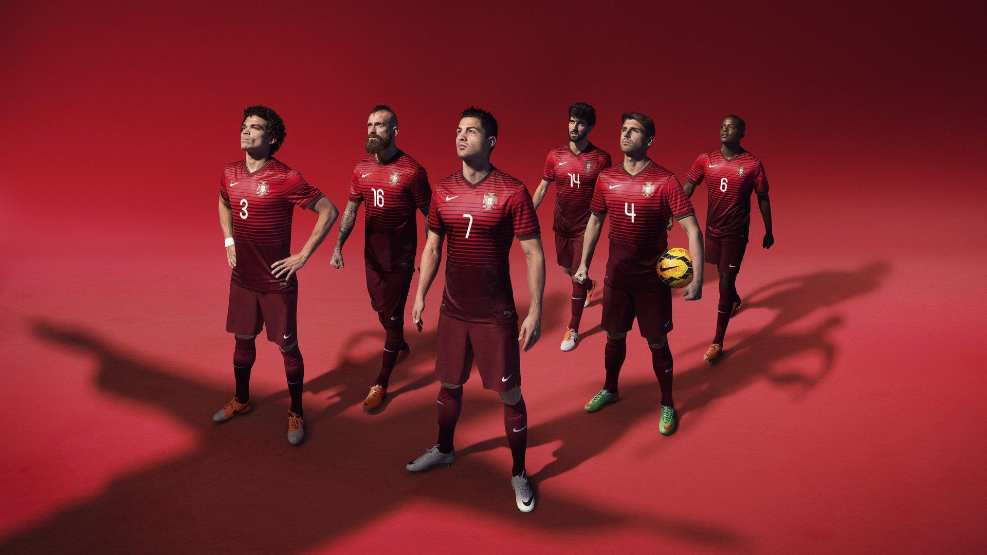 国足世预赛阵型试验遇挫 九战全用442菱形中场仅取一胜