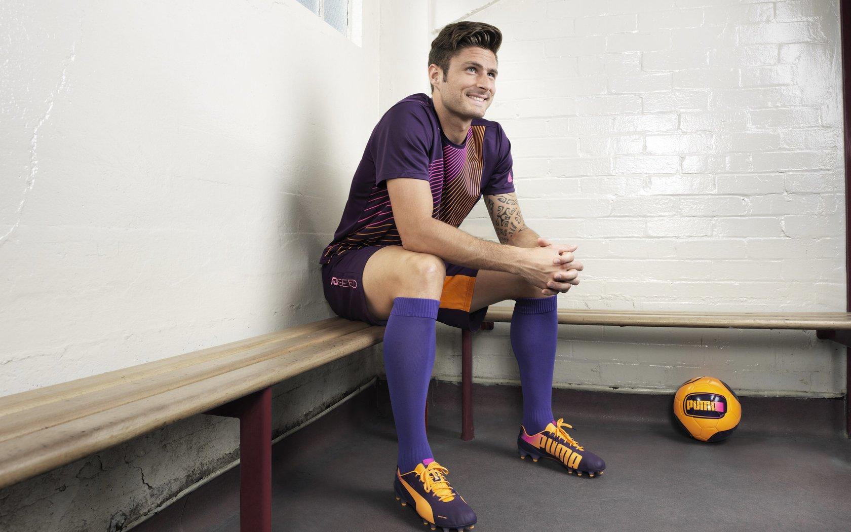 AG教练寒夜专访,竭尽所能,为了下一个冠军!战术革新与团队信念的淬炼之路